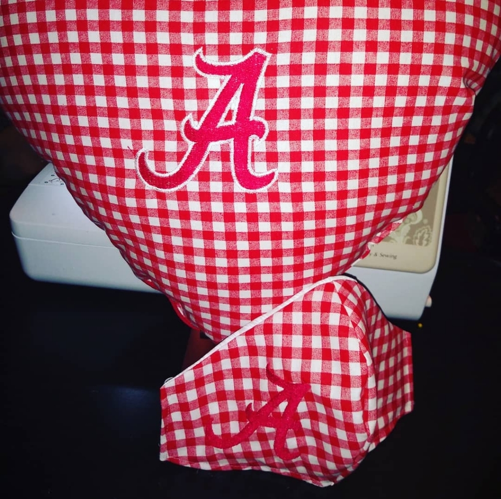 Alabama Rolltide Heart Shaped pillow with Facemask